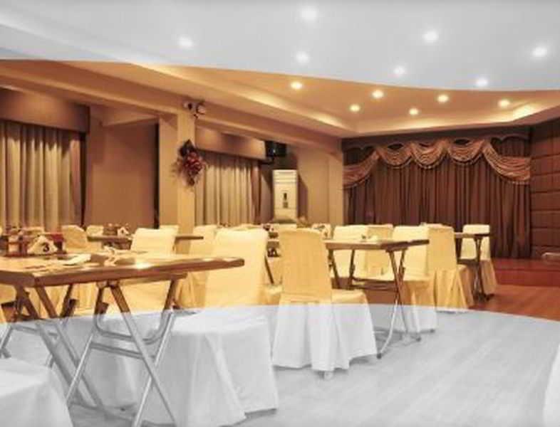 Fuente Oro Business Suites Cebu Powered By Cocotel Exterior photo